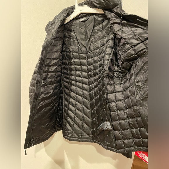 NWT The North Face Women THERMOBALL ECO Quilted jacket Black Size M - Picture 7 of 10